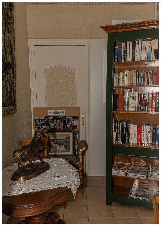 Maison De Retraite Vertaizon 외부 사진